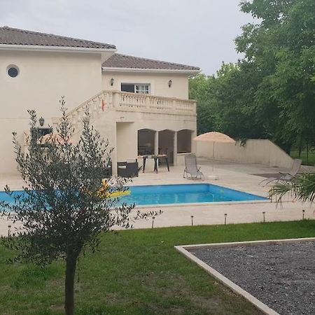 Maison Calme Et Spacieuse Bassens  Exterior foto