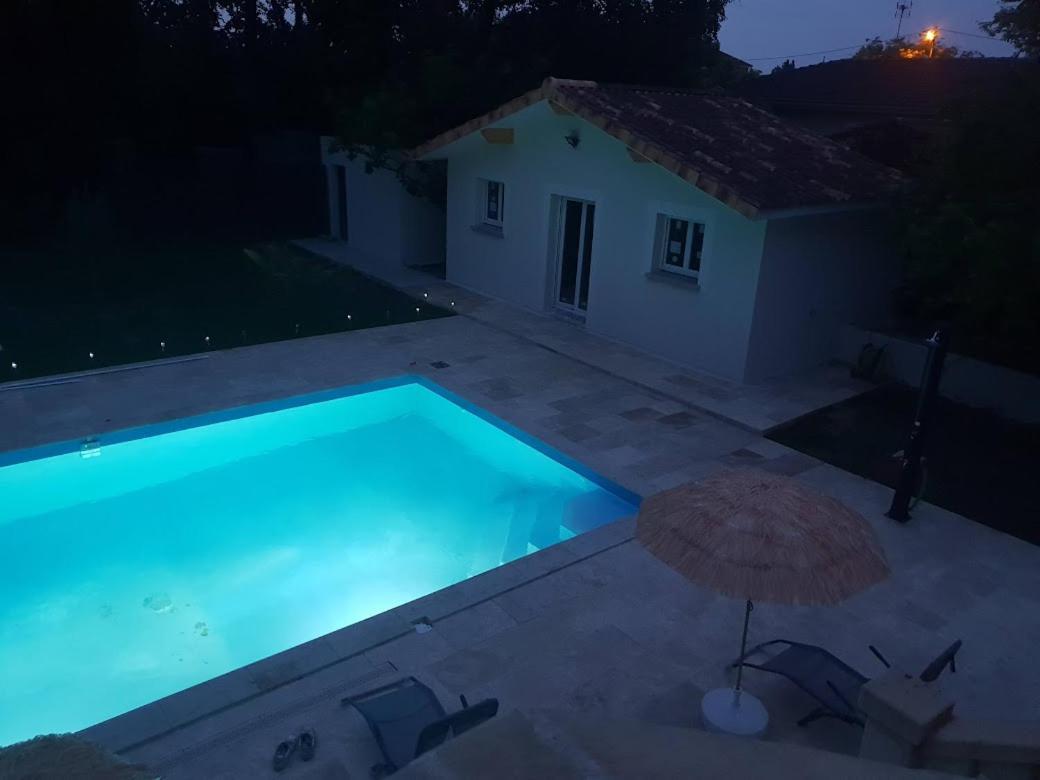 Maison Calme Et Spacieuse Bassens  Exterior foto